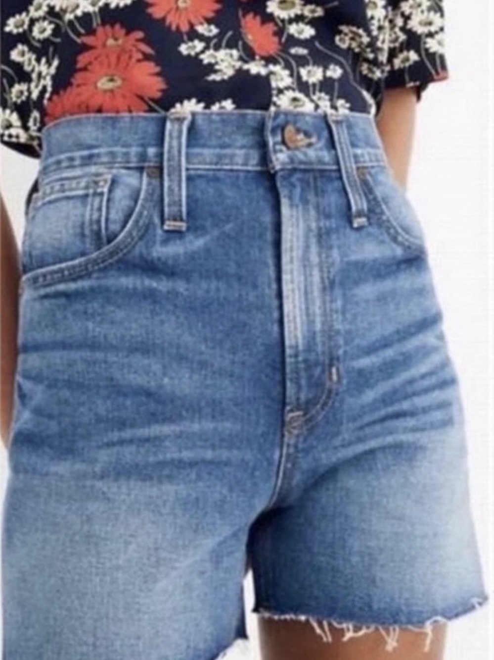 Madewell High-Rise Denim Shorts in Blue Waist 27